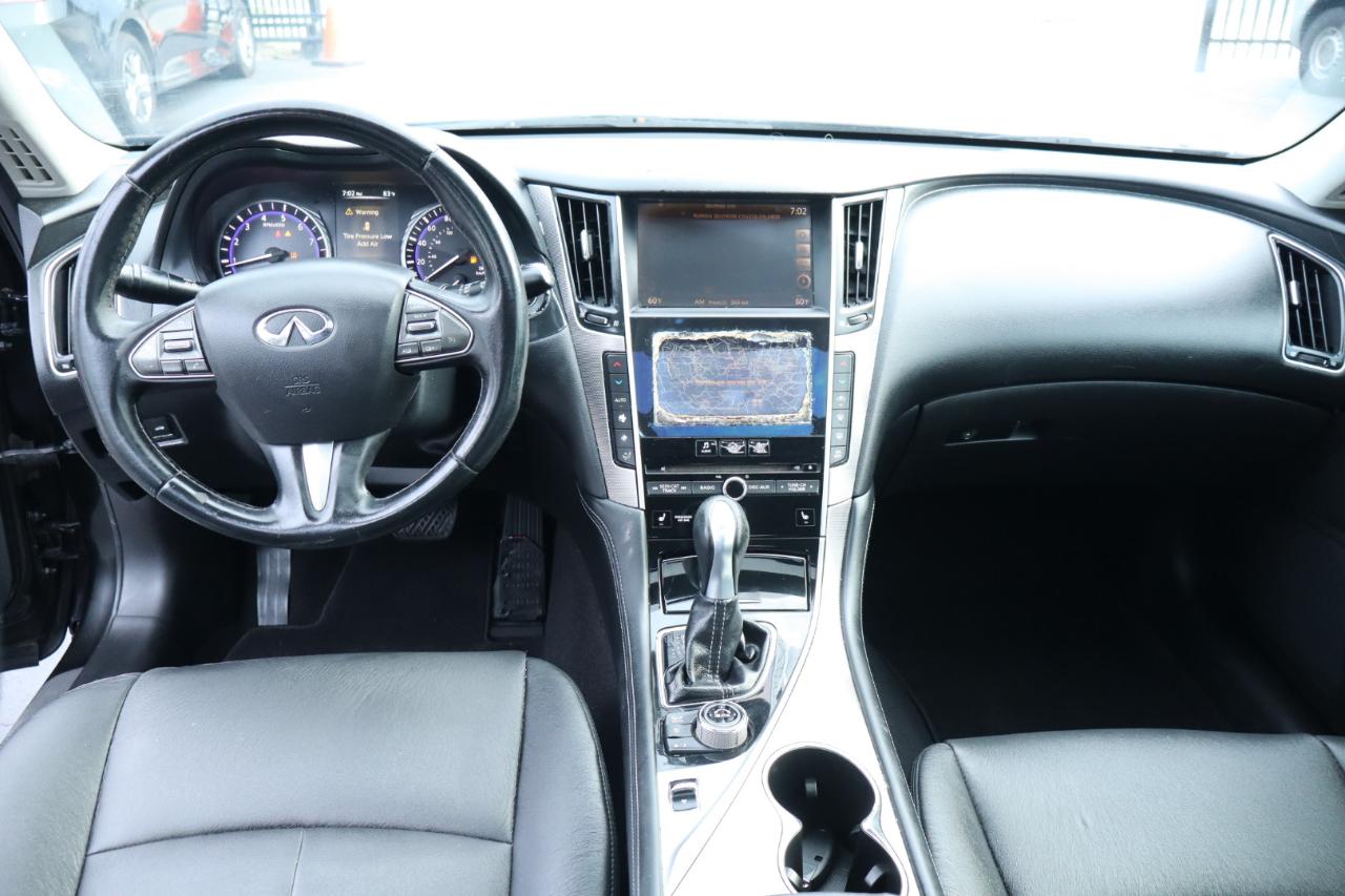 Infiniti Q50 4dr Sdn Premium RWD 2015