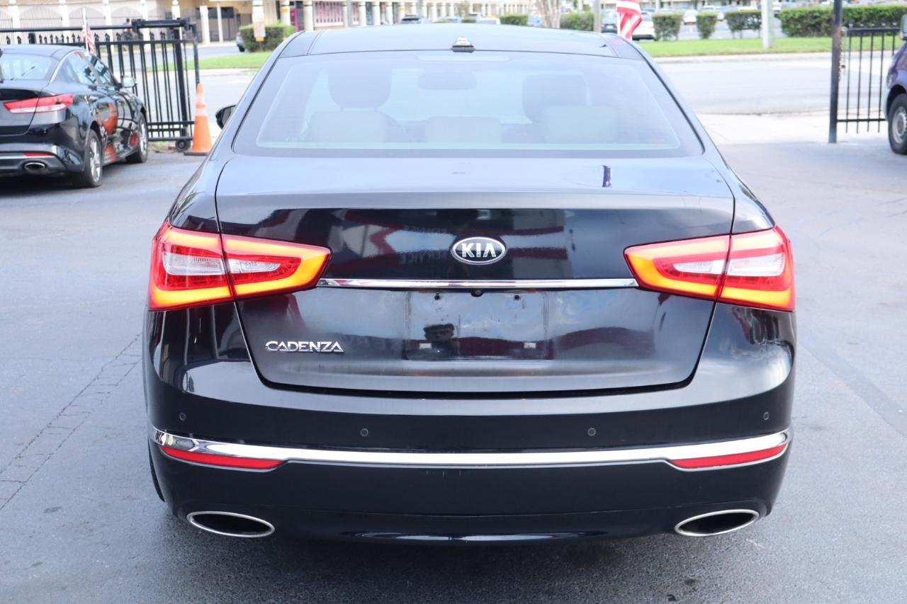 Kia Cadenza 4dr Sdn Premium 2015