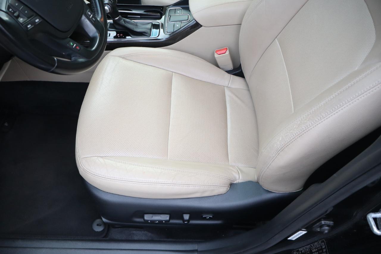 Kia Cadenza 4dr Sdn Premium 2015