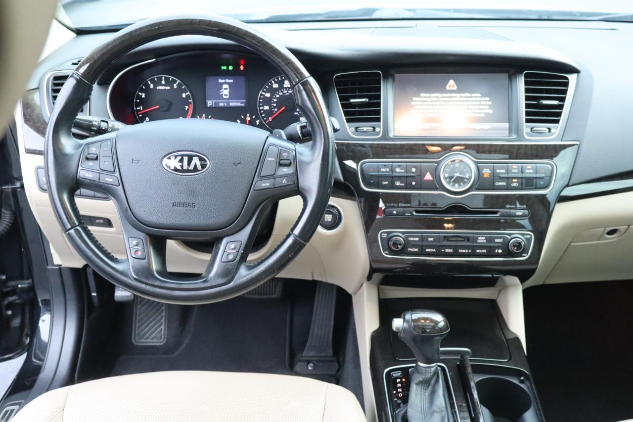Kia Cadenza 4dr Sdn Premium 2015