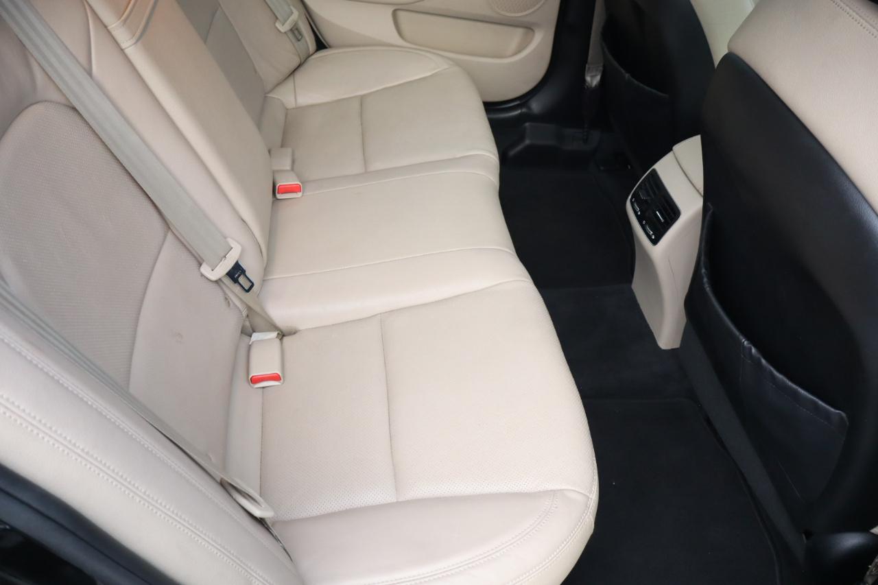 Kia Cadenza 4dr Sdn Premium 2015
