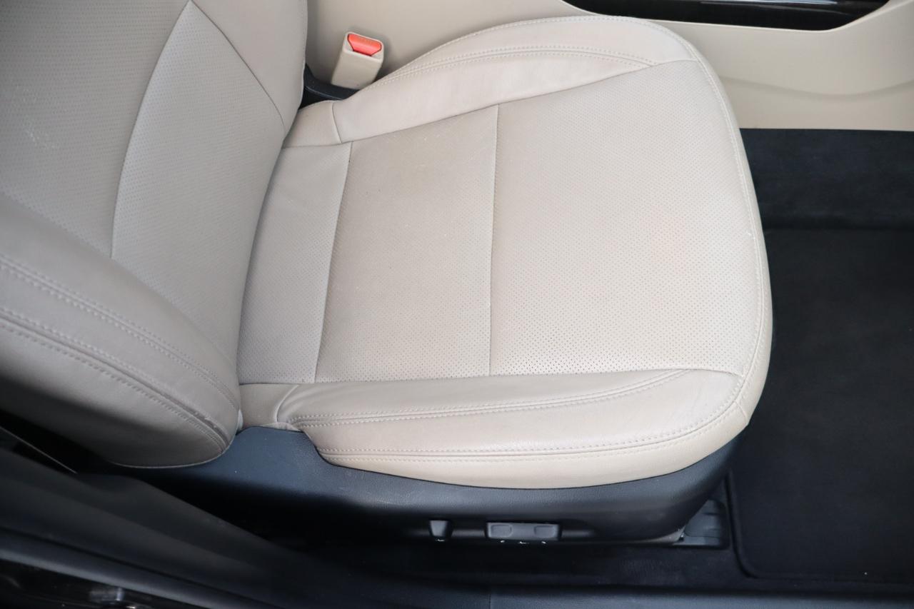 Kia Cadenza 4dr Sdn Premium 2015
