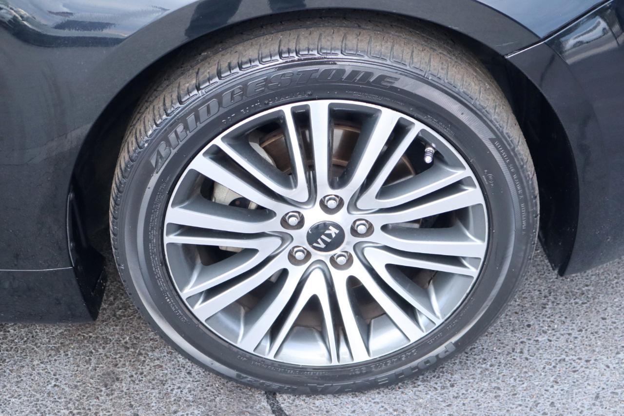 Kia Cadenza 4dr Sdn Premium 2015