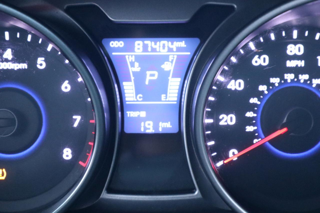 Hyundai Veloster 3dr Cpe Auto 2016