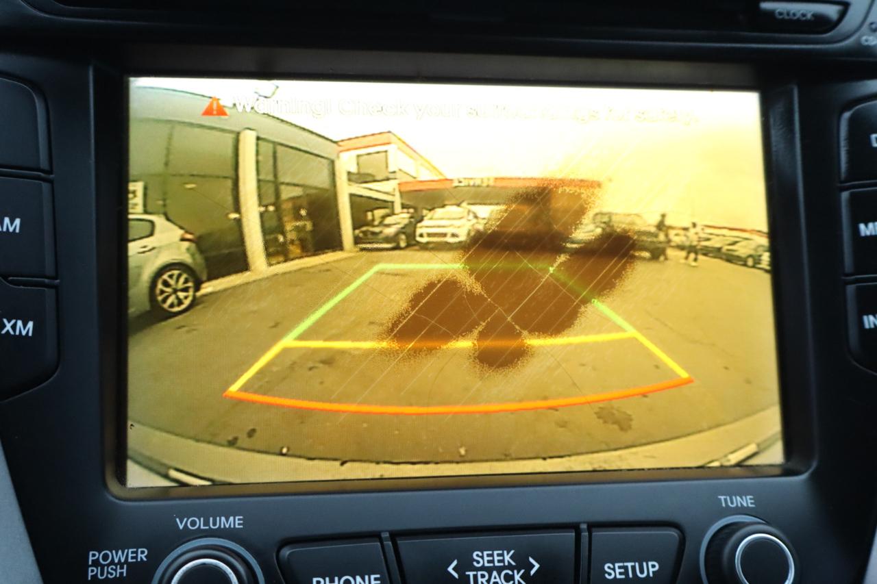 Hyundai Veloster 3dr Cpe Auto 2016