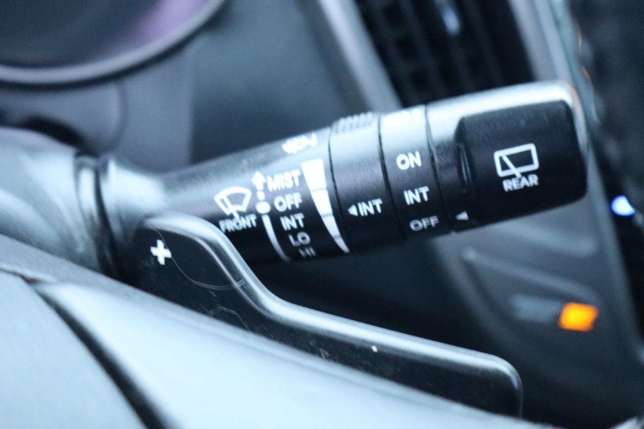 Hyundai Veloster 3dr Cpe Auto 2016