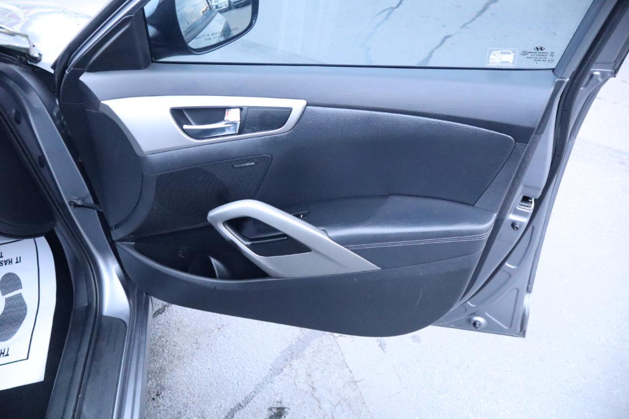 Hyundai Veloster 3dr Cpe Auto 2016