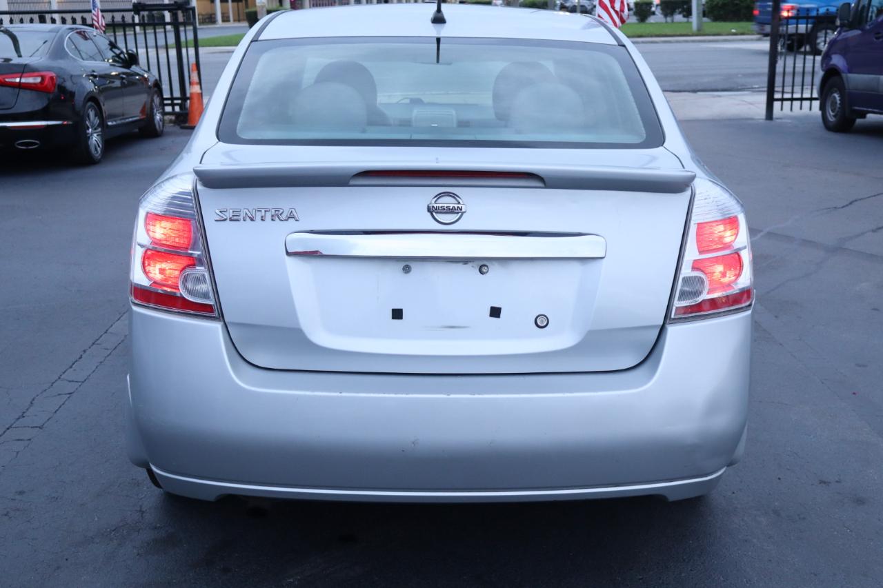 Nissan Sentra 4dr Sdn I4 CVT 2.0 S 2012