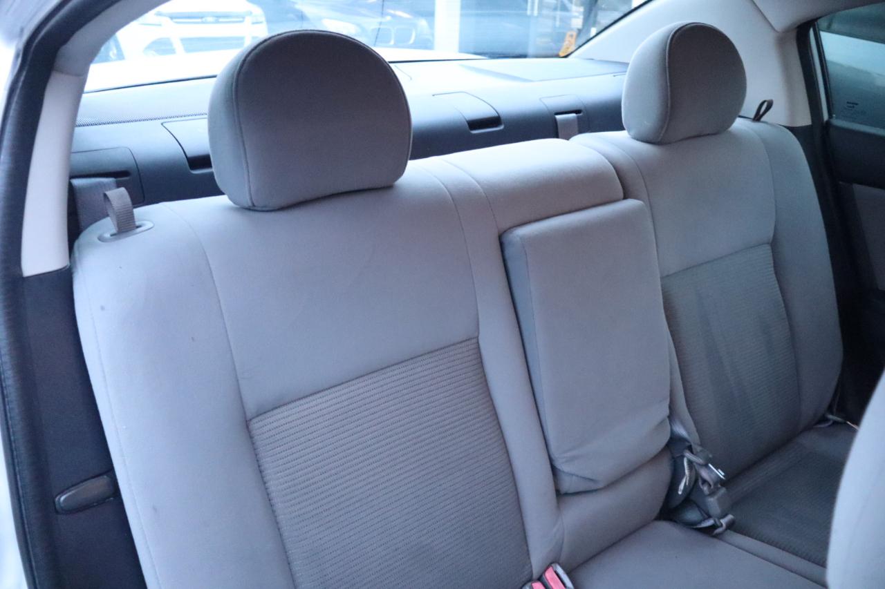 Nissan Sentra 4dr Sdn I4 CVT 2.0 S 2012