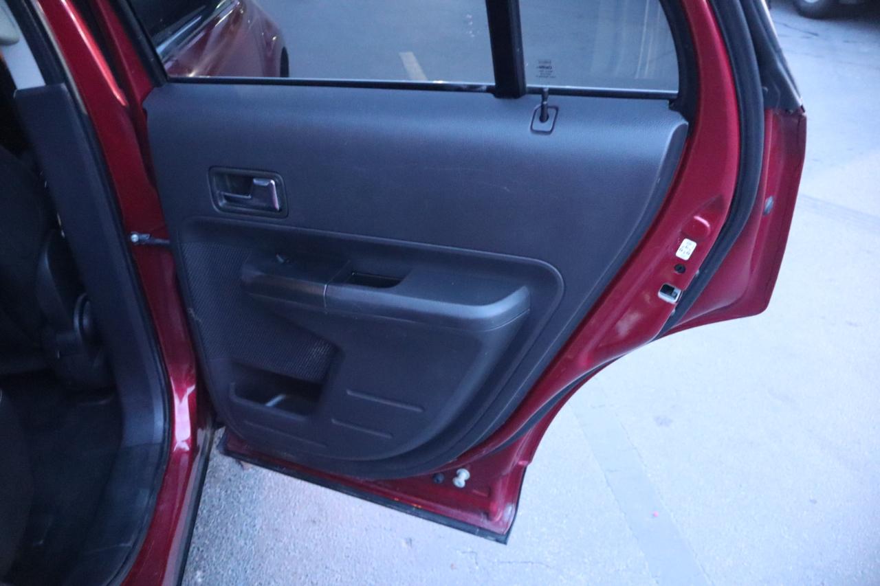 Ford Edge 4dr Limited FWD 2008