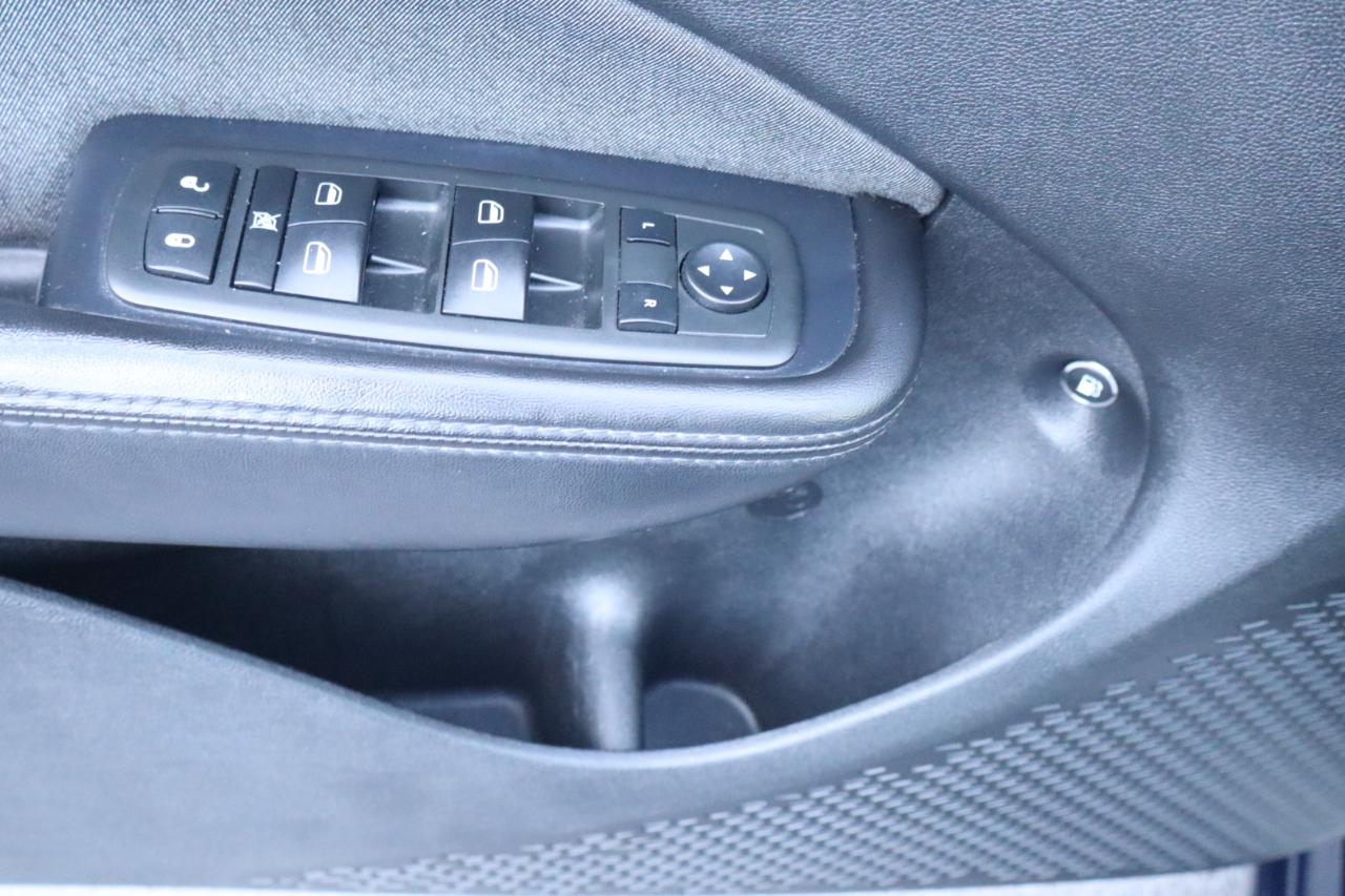 Dodge Dart 4dr Sdn SE 2013
