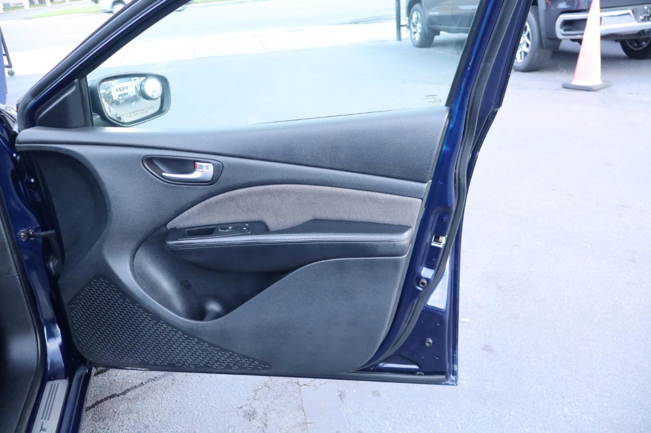Dodge Dart 4dr Sdn SE 2013