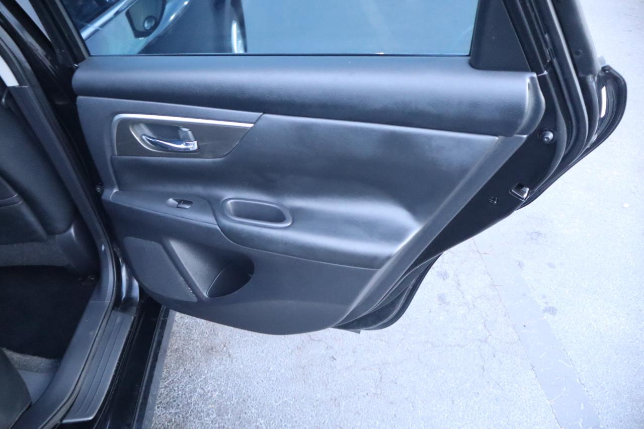 Nissan Altima 4dr Sdn I4 2.5 SL 2015