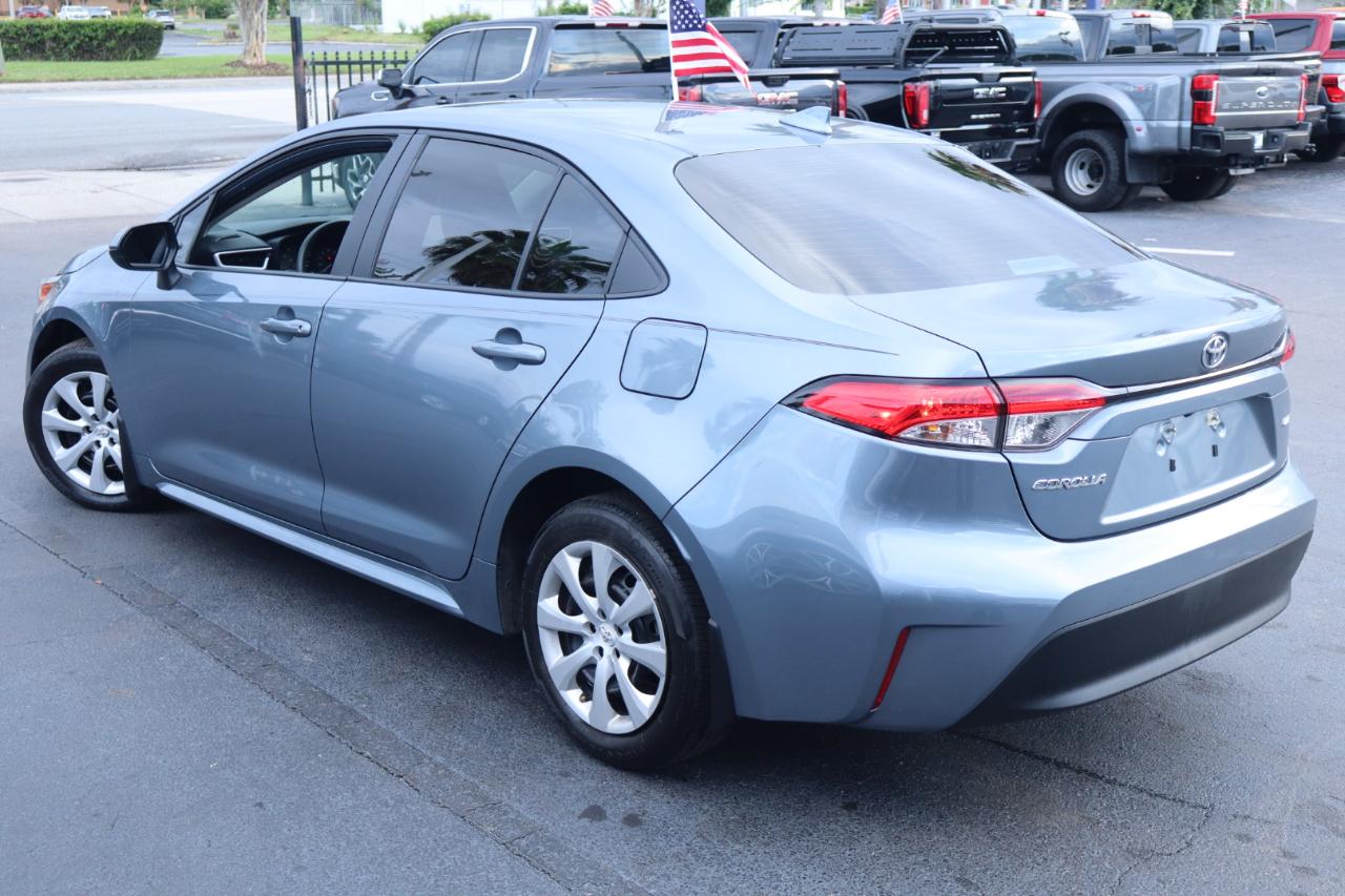 Toyota Corolla LE CVT (Natl) 2025