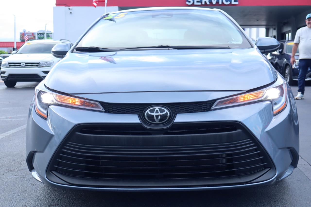 Toyota Corolla LE CVT (Natl) 2025