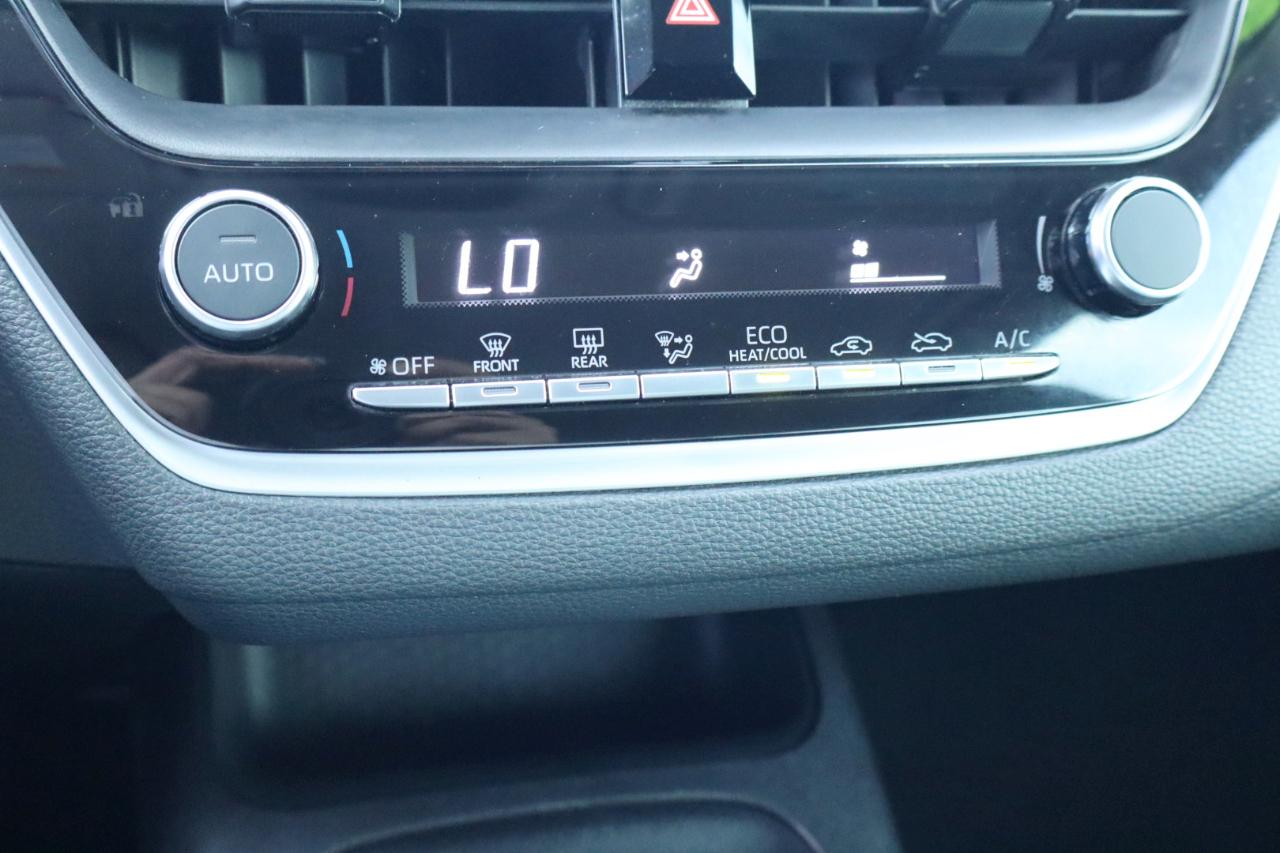 Toyota Corolla LE CVT (Natl) 2025
