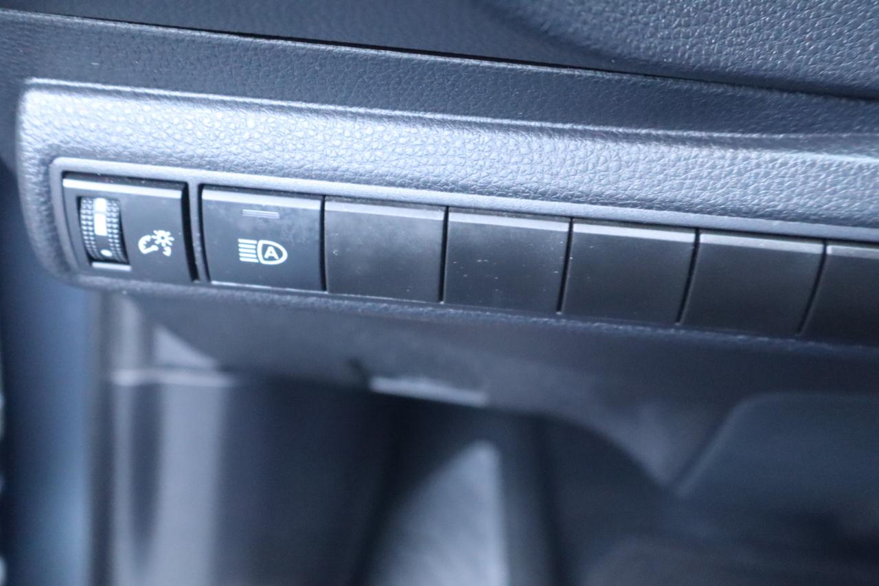 Toyota Corolla LE CVT (Natl) 2025
