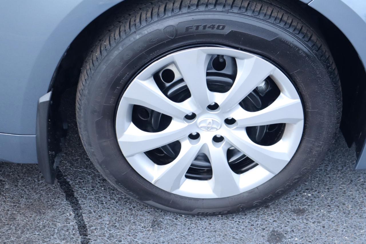 Toyota Corolla LE CVT (Natl) 2025