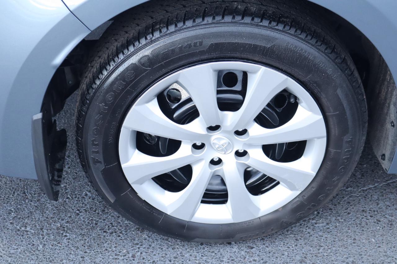 Toyota Corolla LE CVT (Natl) 2025