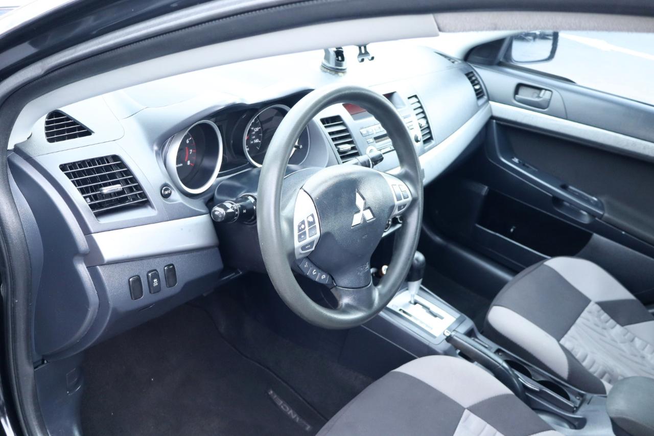 Mitsubishi Lancer 4dr Sdn Man ES FWD 2011