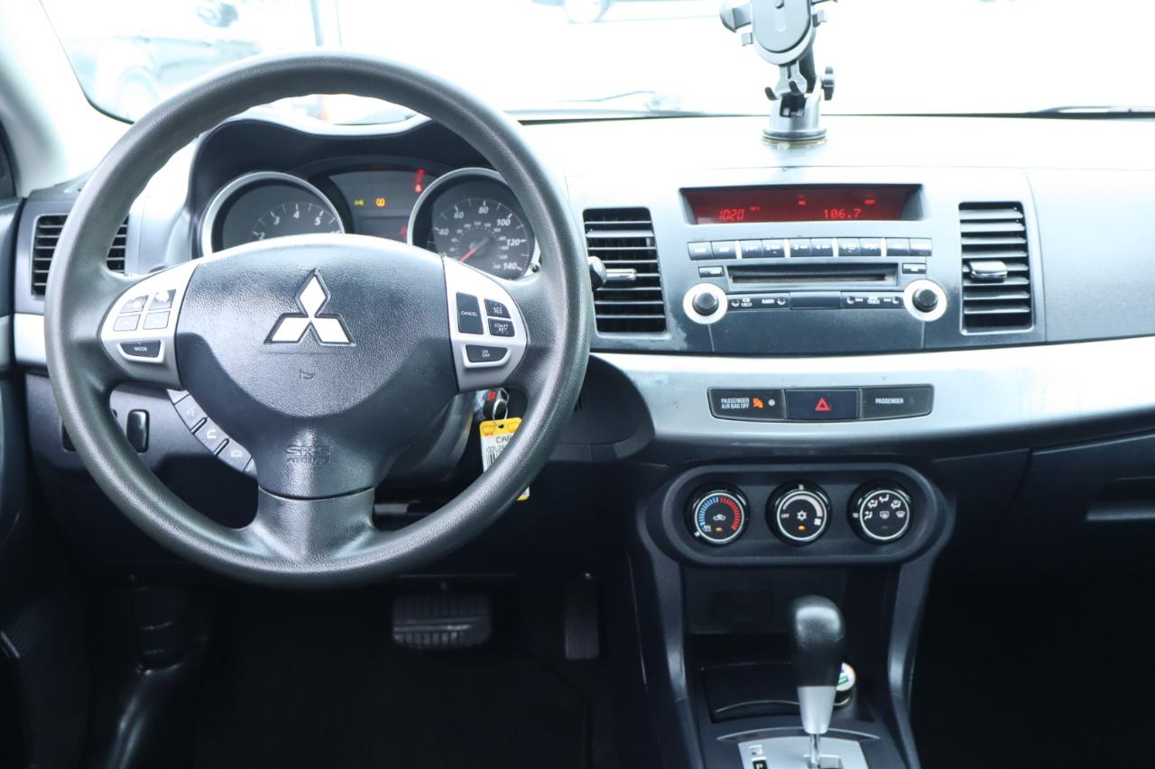 Mitsubishi Lancer 4dr Sdn Man ES FWD 2011