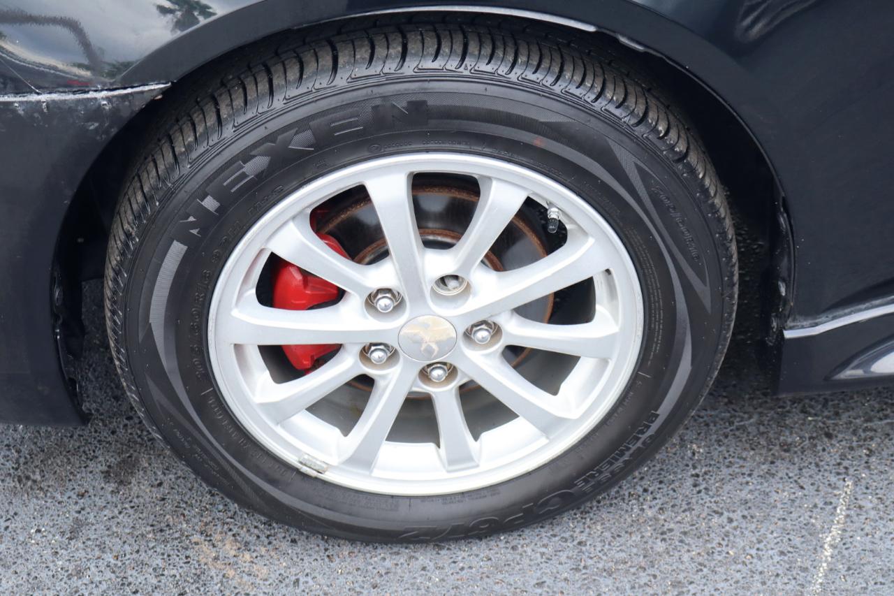 Mitsubishi Lancer 4dr Sdn Man ES FWD 2011