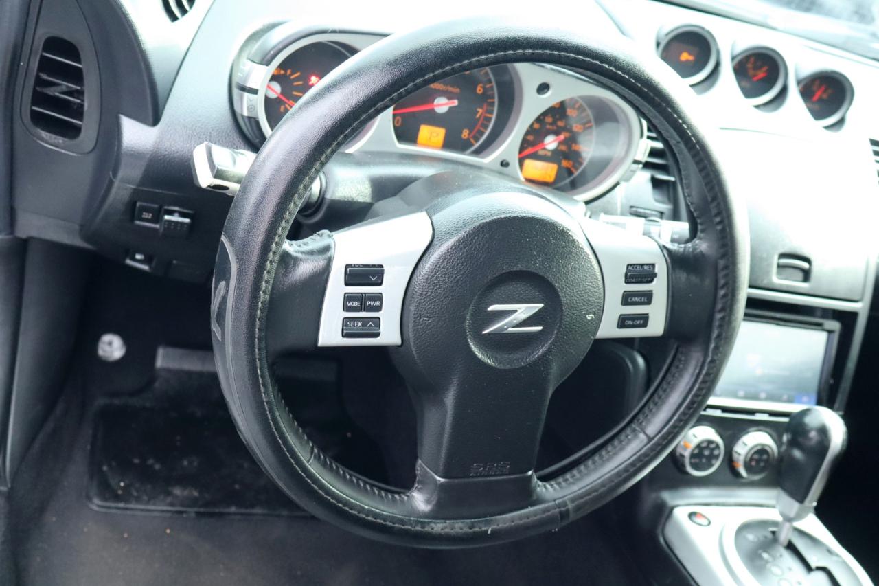 Nissan 350Z 2dr Cpe Touring Auto 2006