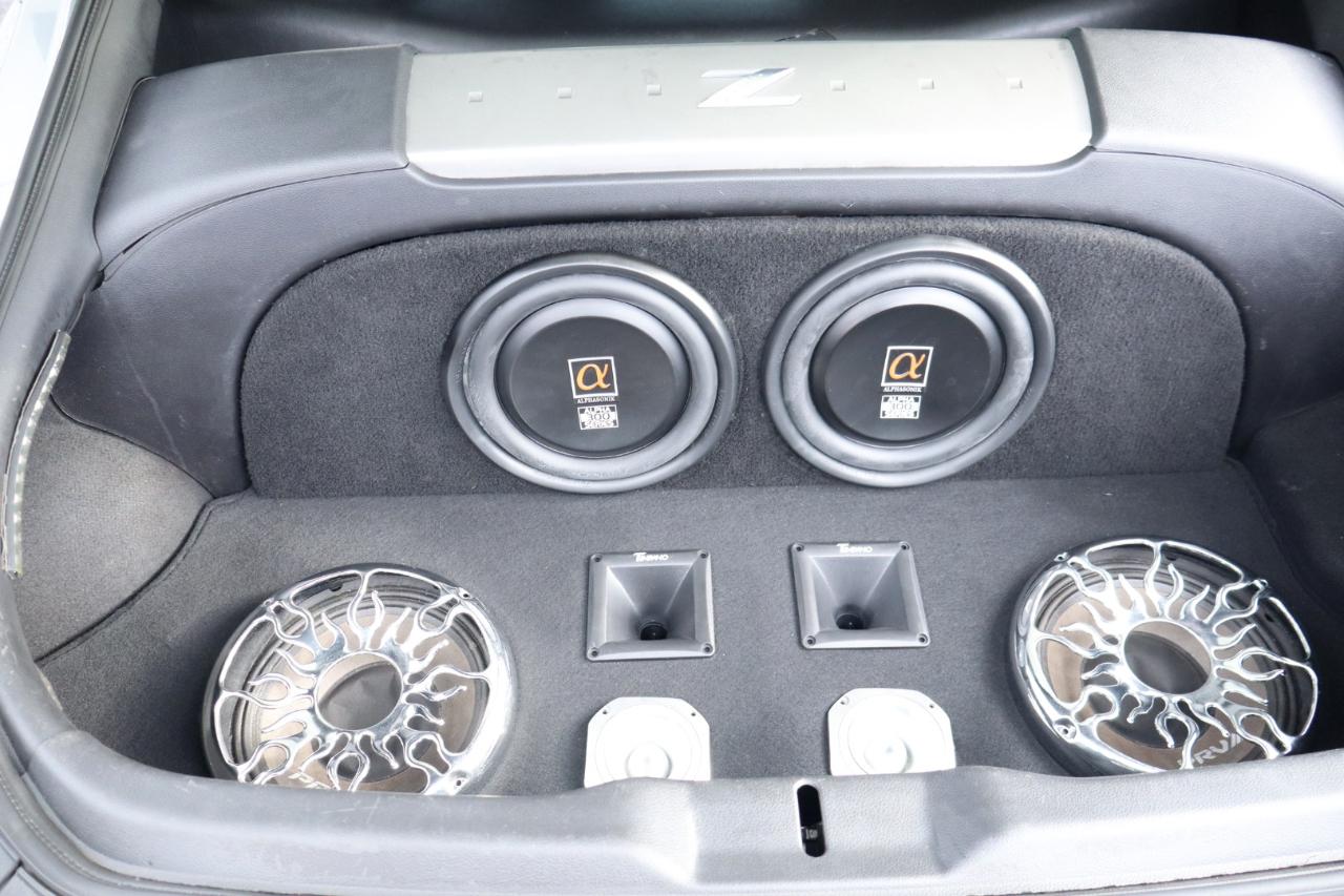 Nissan 350Z 2dr Cpe Touring Auto 2006