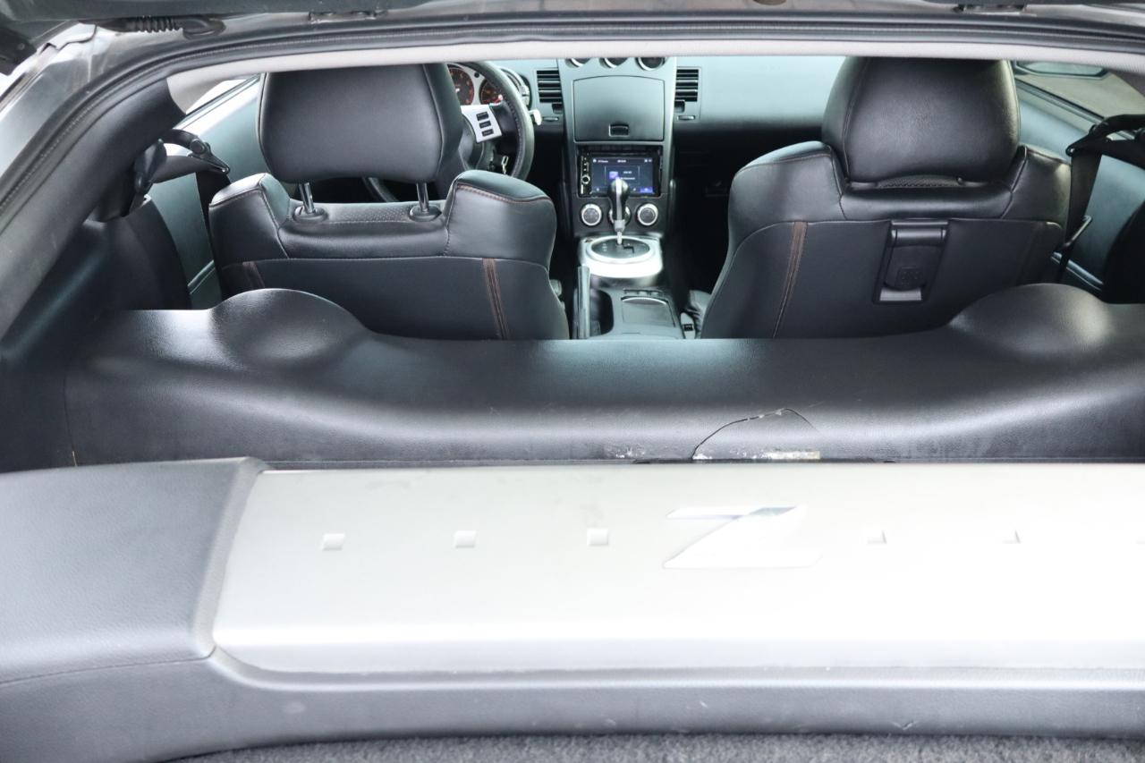 Nissan 350Z 2dr Cpe Touring Auto 2006