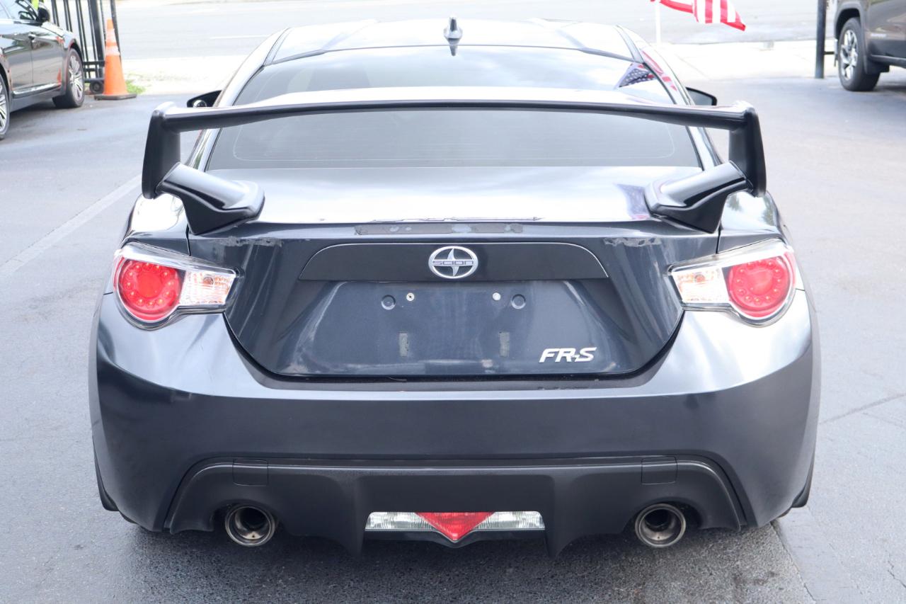 Scion FR-S 2dr Cpe Auto Release Series 2.0 (Natl) 2015