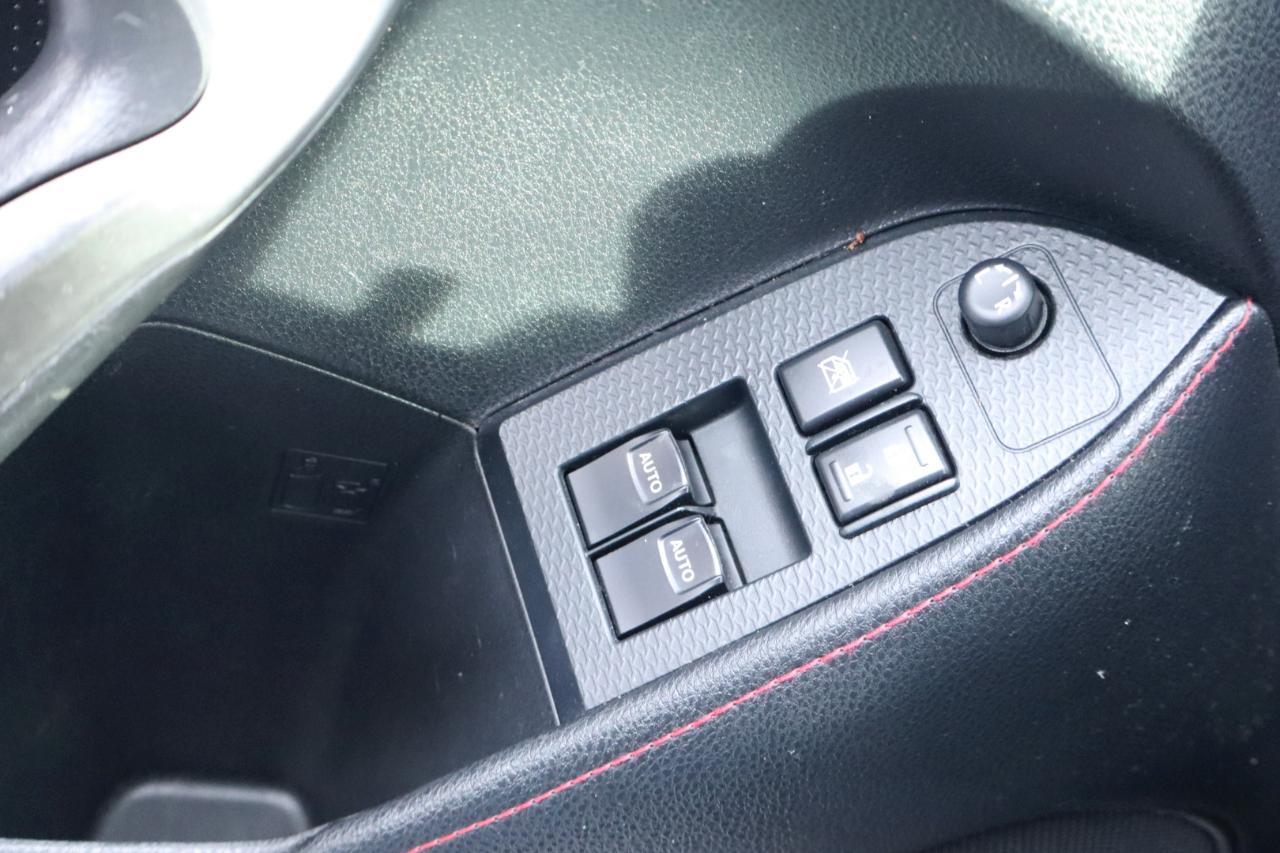 Scion FR-S 2dr Cpe Auto Release Series 2.0 (Natl) 2015