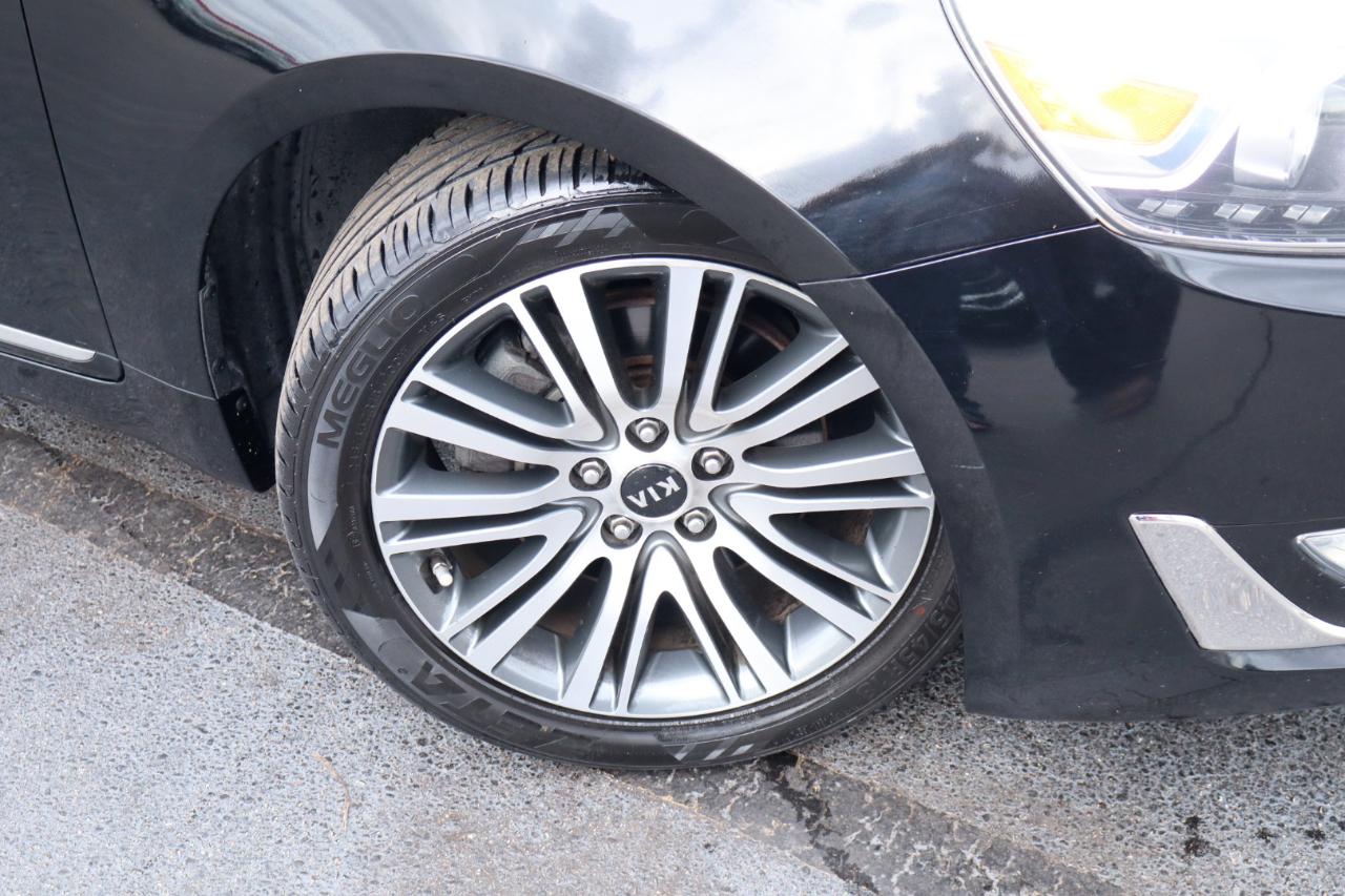 Kia Cadenza 4dr Sdn Premium 2015