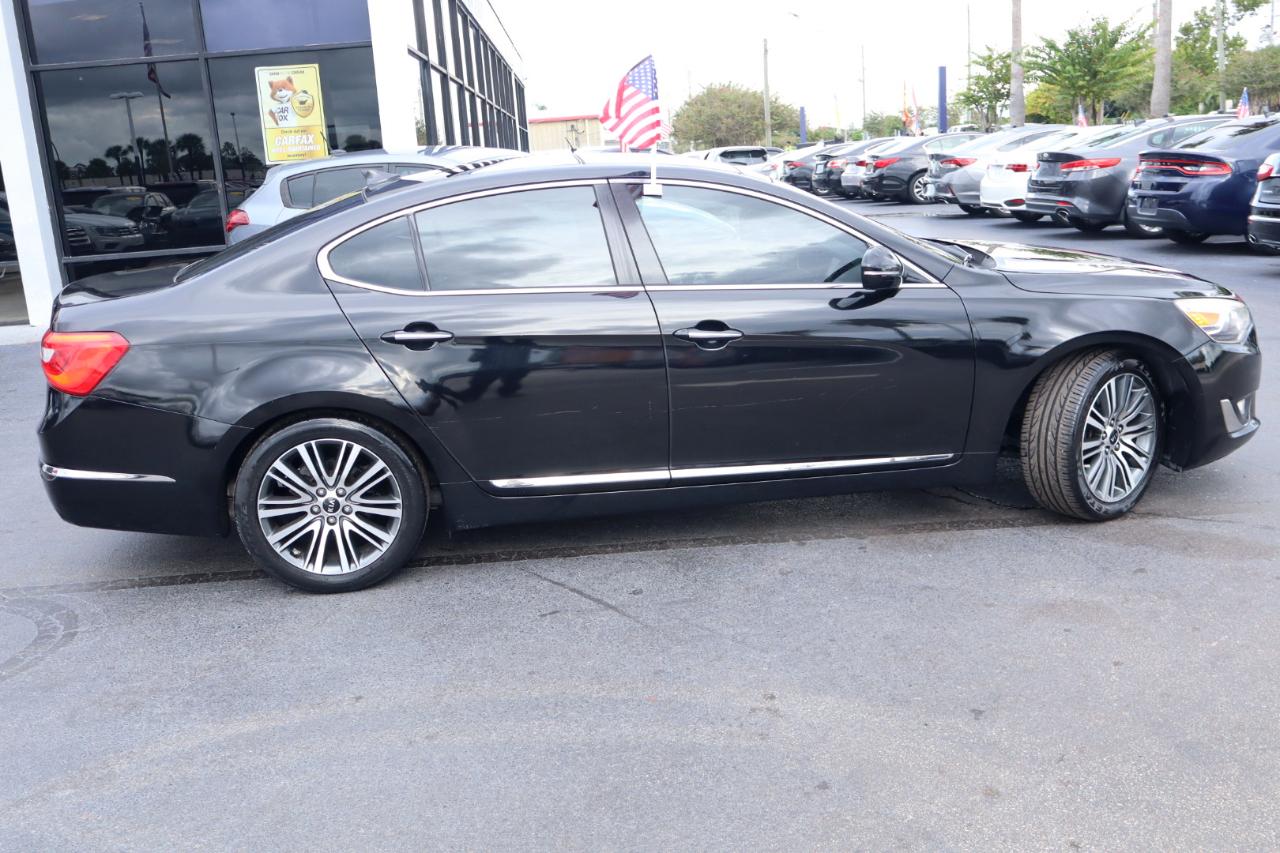 Kia Cadenza 4dr Sdn Premium 2015