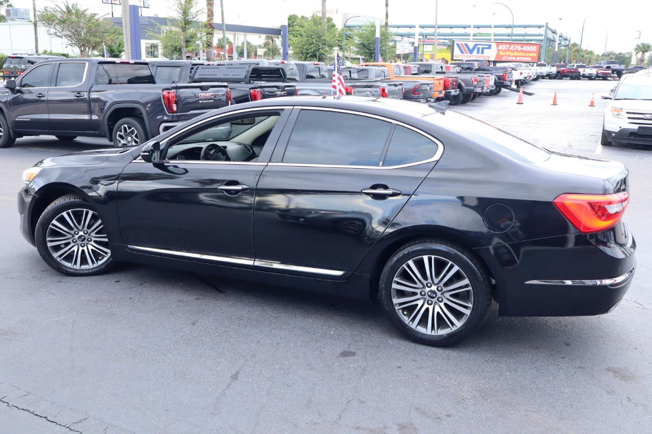 Kia Cadenza 4dr Sdn Premium 2015