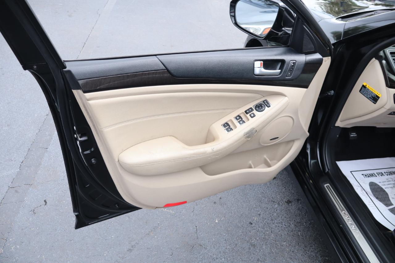 Kia Cadenza 4dr Sdn Premium 2015