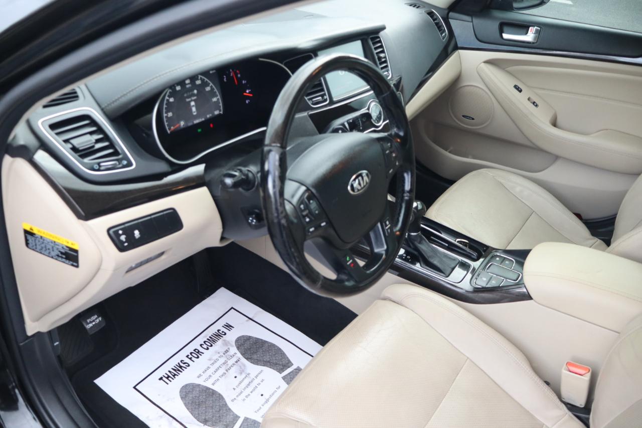 Kia Cadenza 4dr Sdn Premium 2015