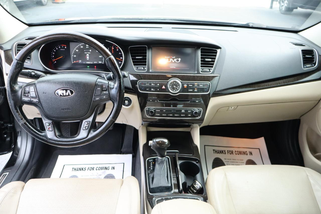 Kia Cadenza 4dr Sdn Premium 2015