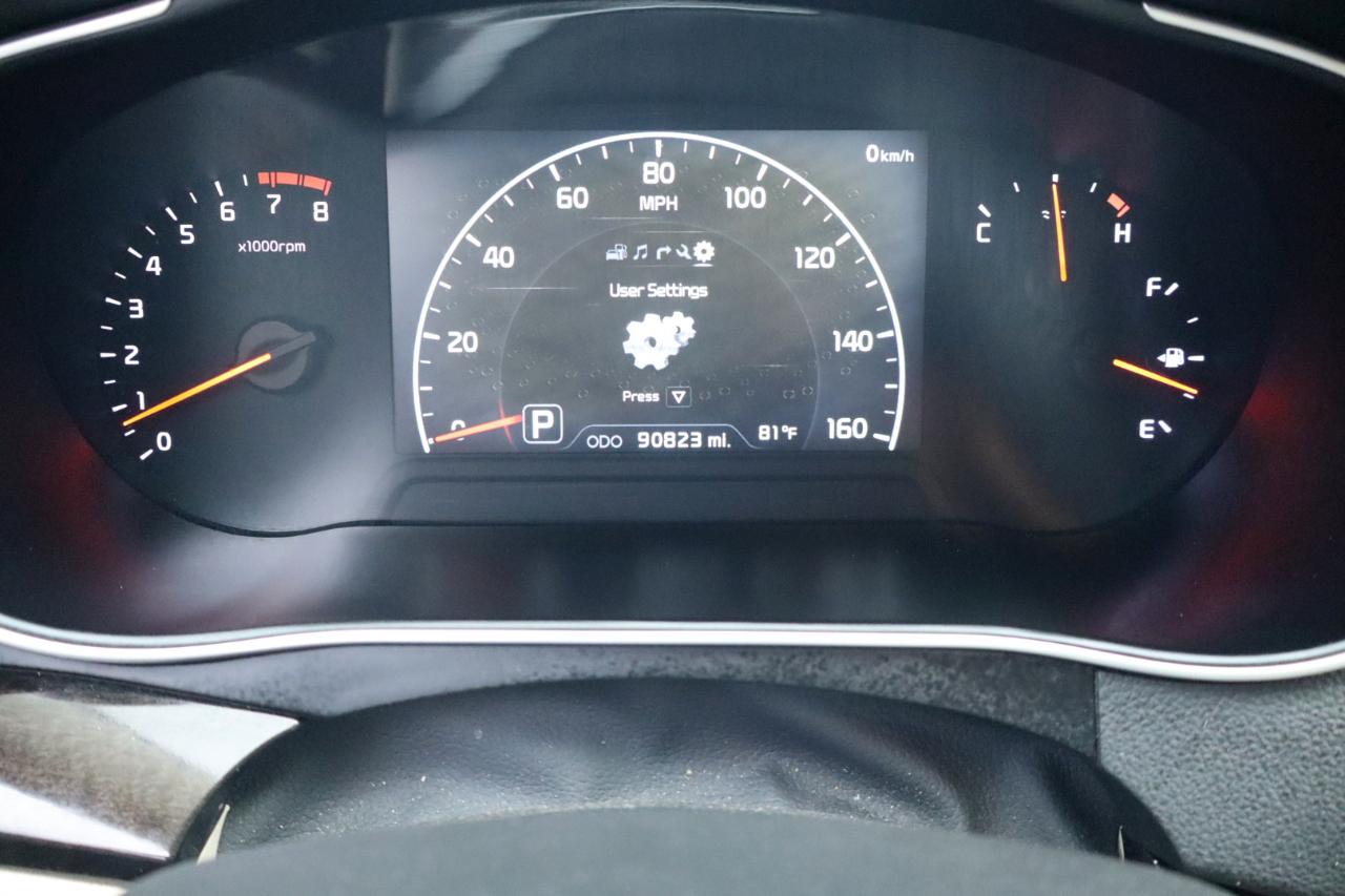 Kia Cadenza 4dr Sdn Premium 2015