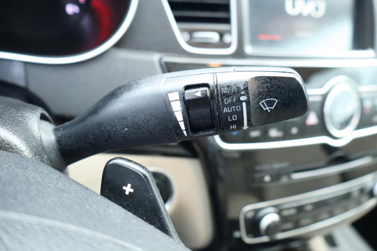 Kia Cadenza 4dr Sdn Premium 2015