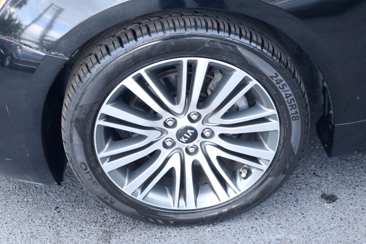 Kia Cadenza 4dr Sdn Premium 2015