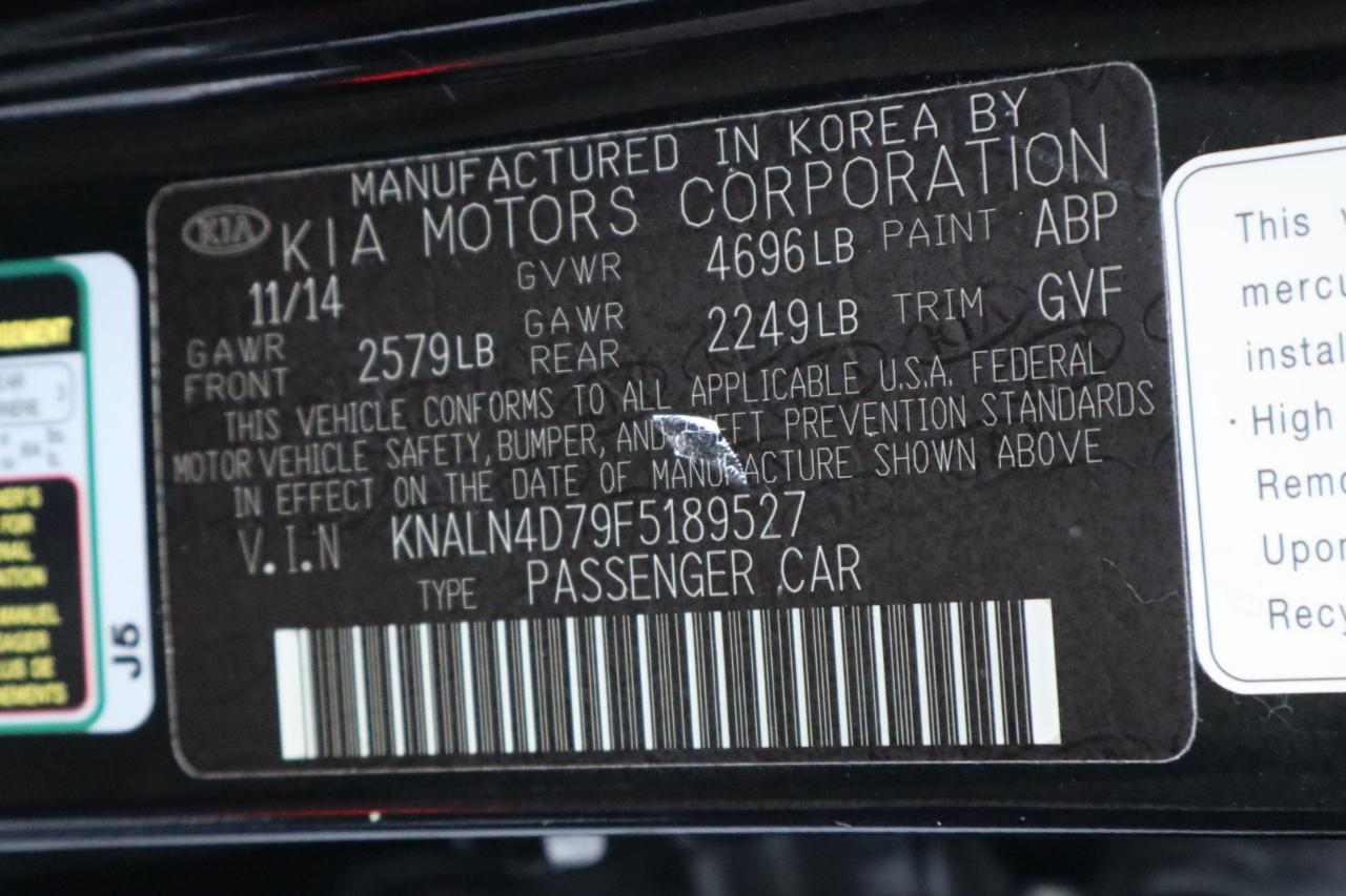 Kia Cadenza 4dr Sdn Premium 2015