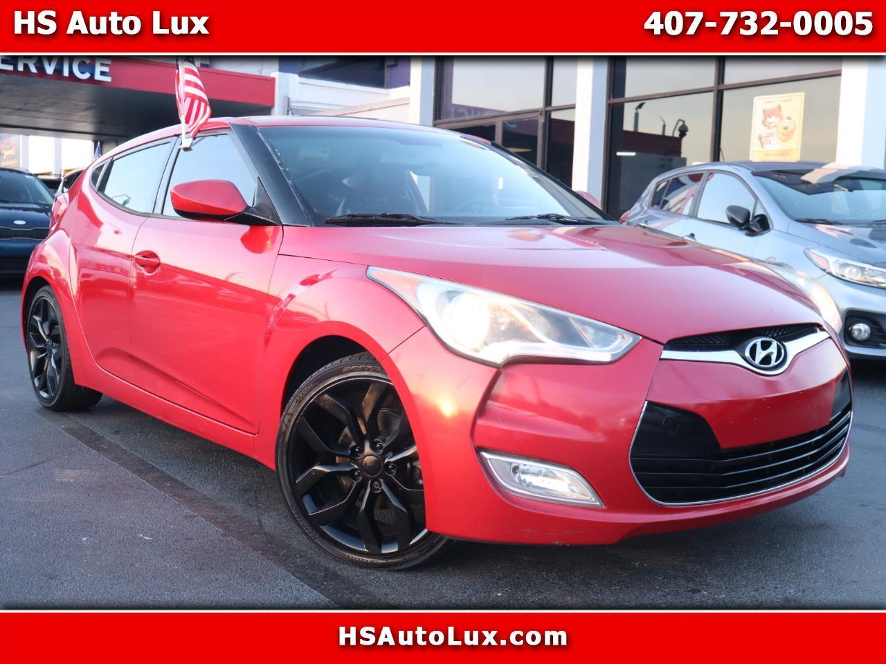 Hyundai Veloster 3dr Cpe Man w/Red Int 2012