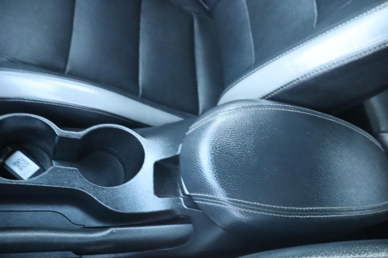 Hyundai Veloster 3dr Cpe Auto Turbo 2016