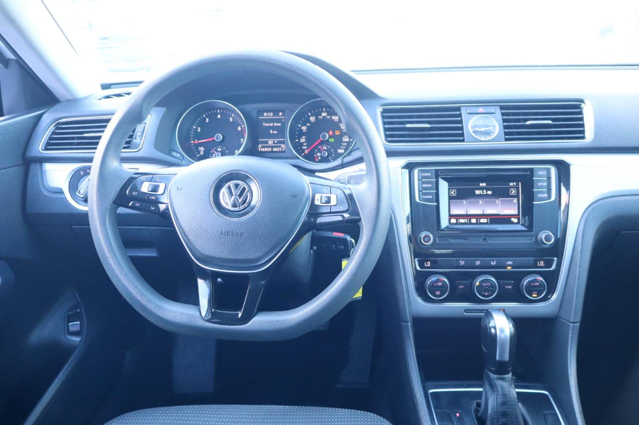 Volkswagen Passat 1.8T S Auto 2017