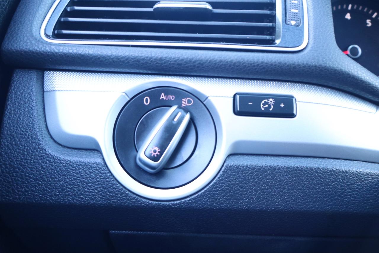Volkswagen Passat 1.8T S Auto 2017