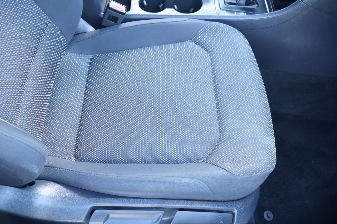 Volkswagen Passat 1.8T S Auto 2017