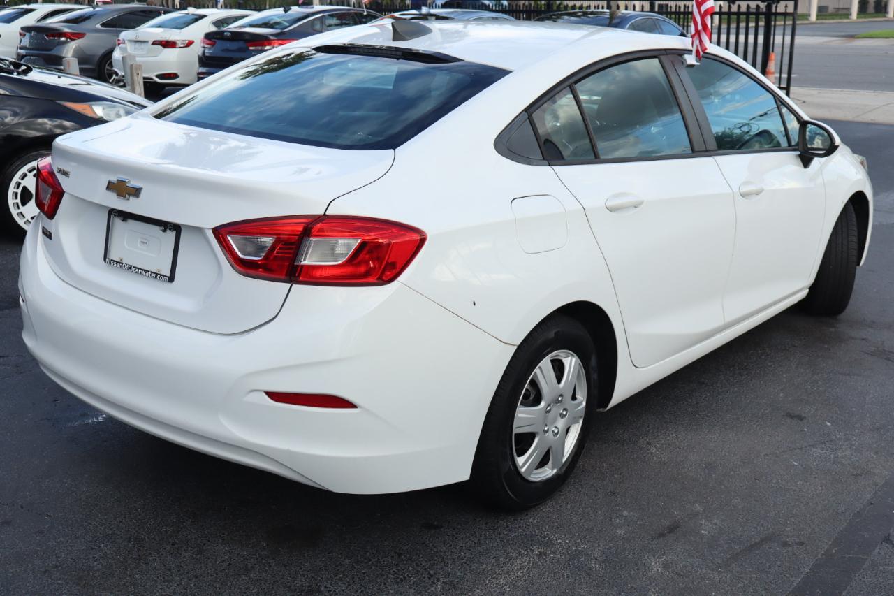 Chevrolet Cruze 4dr Sdn CVT 2019