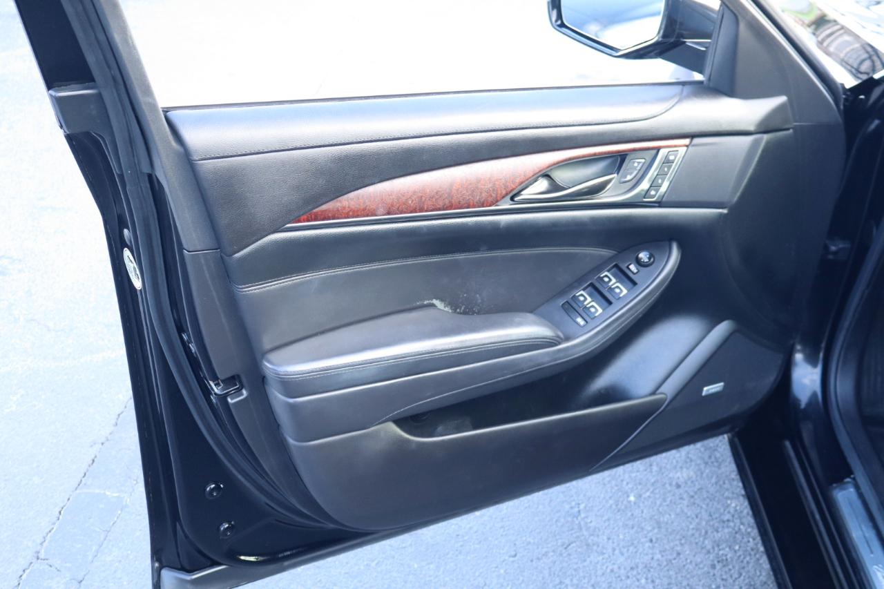 Cadillac CTS Sedan 4dr Sdn 2.0L Turbo AWD 2017