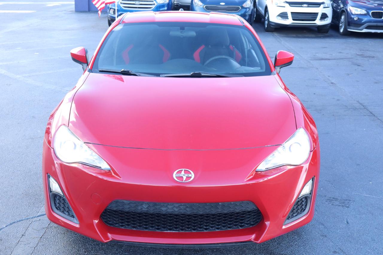 Scion FR-S 2dr Cpe Man (Natl) 2013