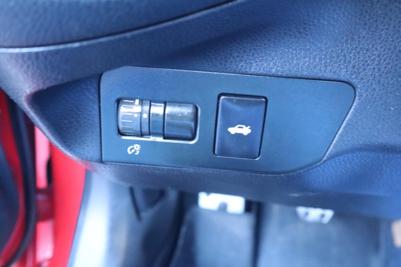 Scion FR-S 2dr Cpe Man (Natl) 2013